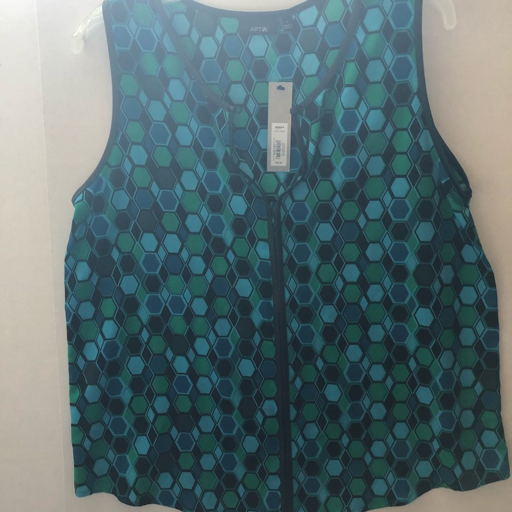 XL BRAND NEW!! Apt 9 Tank with Faux Leather trim